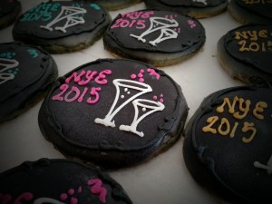 New Year's Decorated Cocktail Themed Sugar Cookie