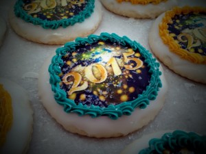 New Year's Decorated Edible 2015 Sugar Cookie