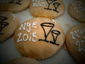 New Year's Decorated Gold Sugar Cookie